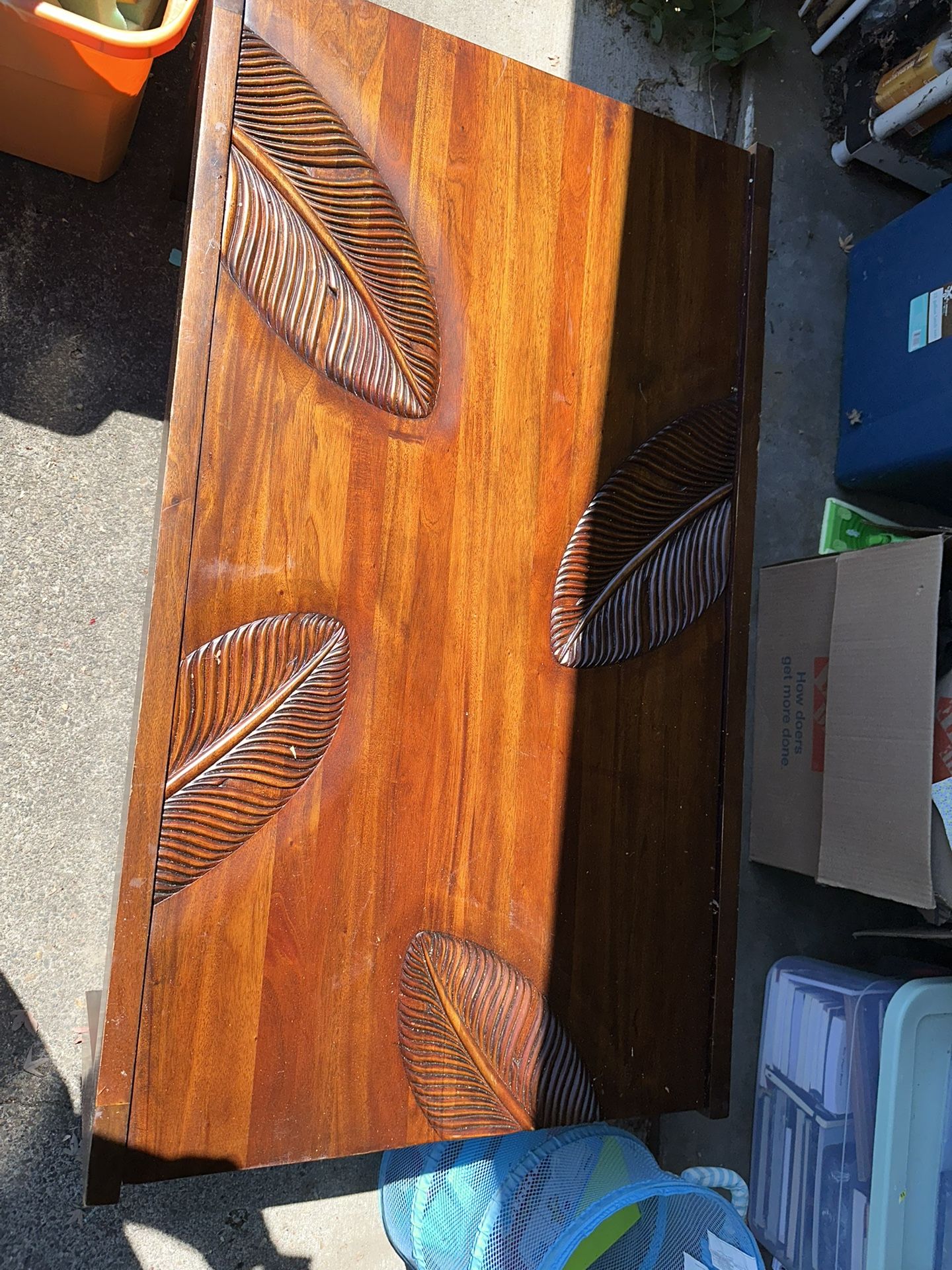 Wood Coffee Table With Carved Banana Leaves