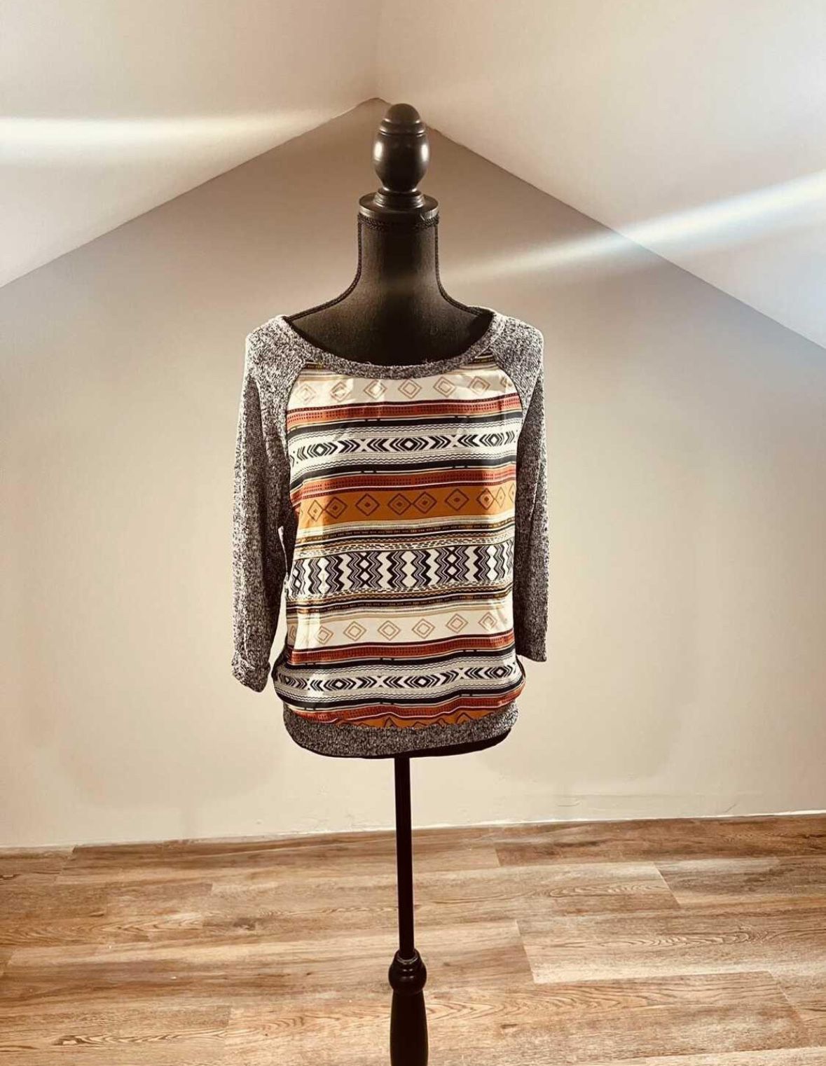 Tribal Pattern Sweater - Small