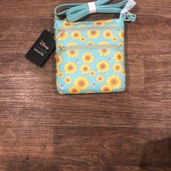 Disney Loungefly  Pocahonas Flit & Sunflowers Crossbody Bag
