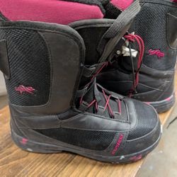 Snow Board Boots Women's 9
