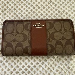 Coach Long Zip Around Wallet In Signature Canvas With Stripe