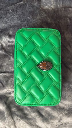 Kurt Geiger London Quilted Crossbody Bag – Vibrant Green