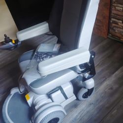 MVP5 Electric Wheel Chair 