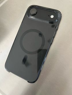 Apple iPhone air black unlocked like new with box & cable I can meet today