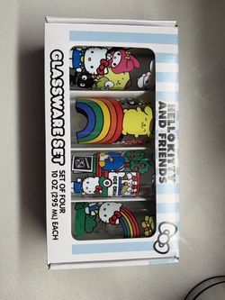 HK AND FRIENDS/ HK CHRISTMAS CUP SET 