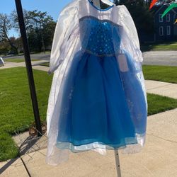 Elza Costume