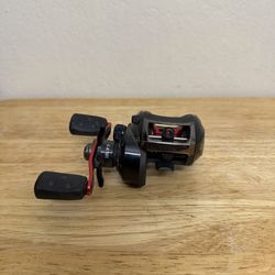 Abu Garcia Black Max Casting Reel