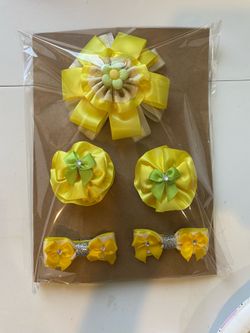 Yellow hair ribbon accessories with bows