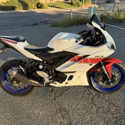2024 Yamaha R3 ABS