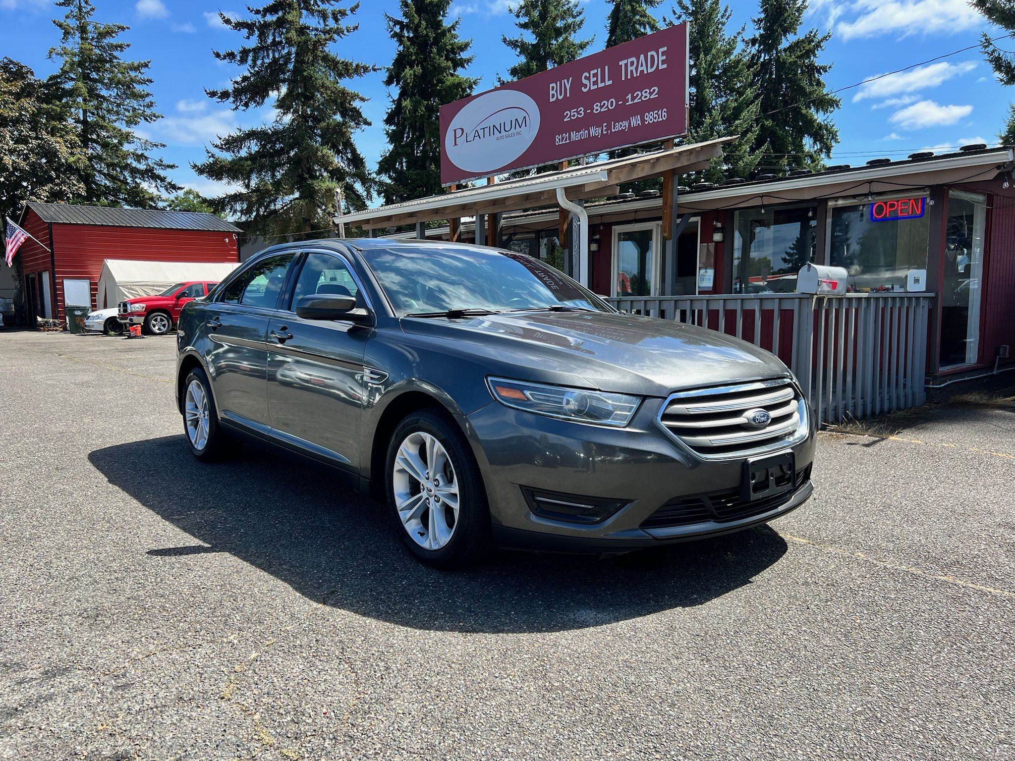 2018 Ford Taurus
