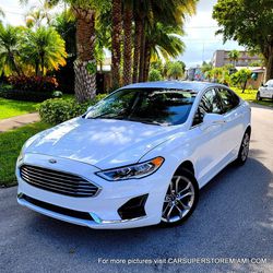 LIKE NEW 2019 Ford Fusion SEL - CLEAN TITLE!