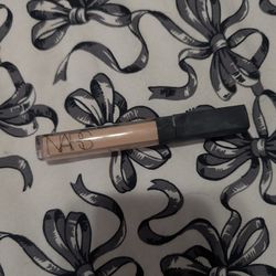 NARS CONCEALER SHADE 2.3