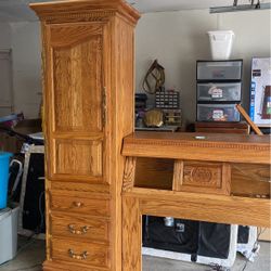 Oak Bedroom Headboard ,  Lighted Mirror And Side Cabinet S, Along With 2 Motorized Mattresses