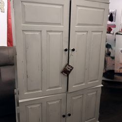 Keller Real Oak Armoire Or Entertainment Center 