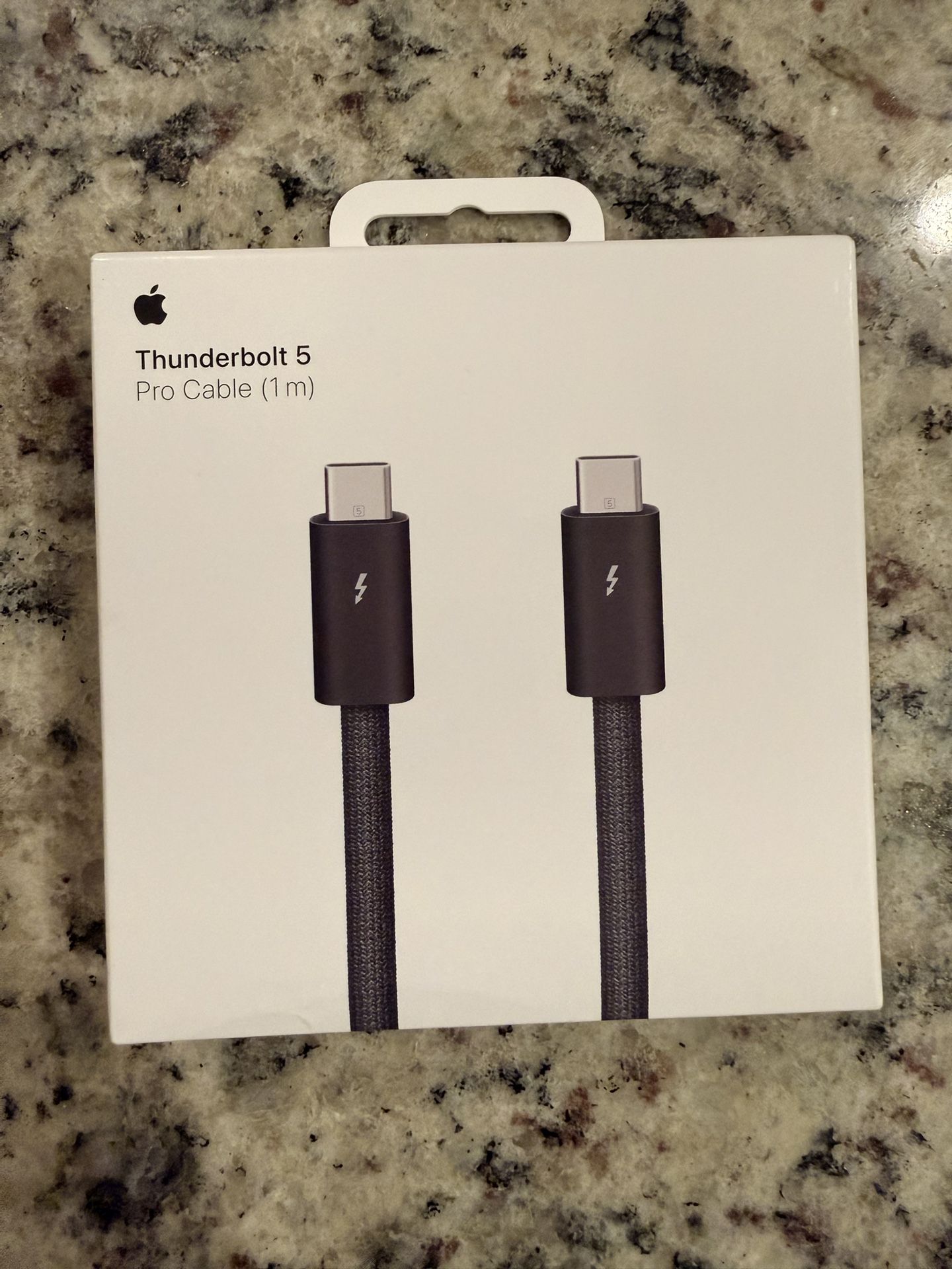 NEW Apple Thunderbolt 5 ⚡️ Pro Cable (1m)