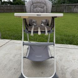 Graco® Slim Snacker High Chair