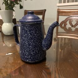 cute vintage kettle (free!!)