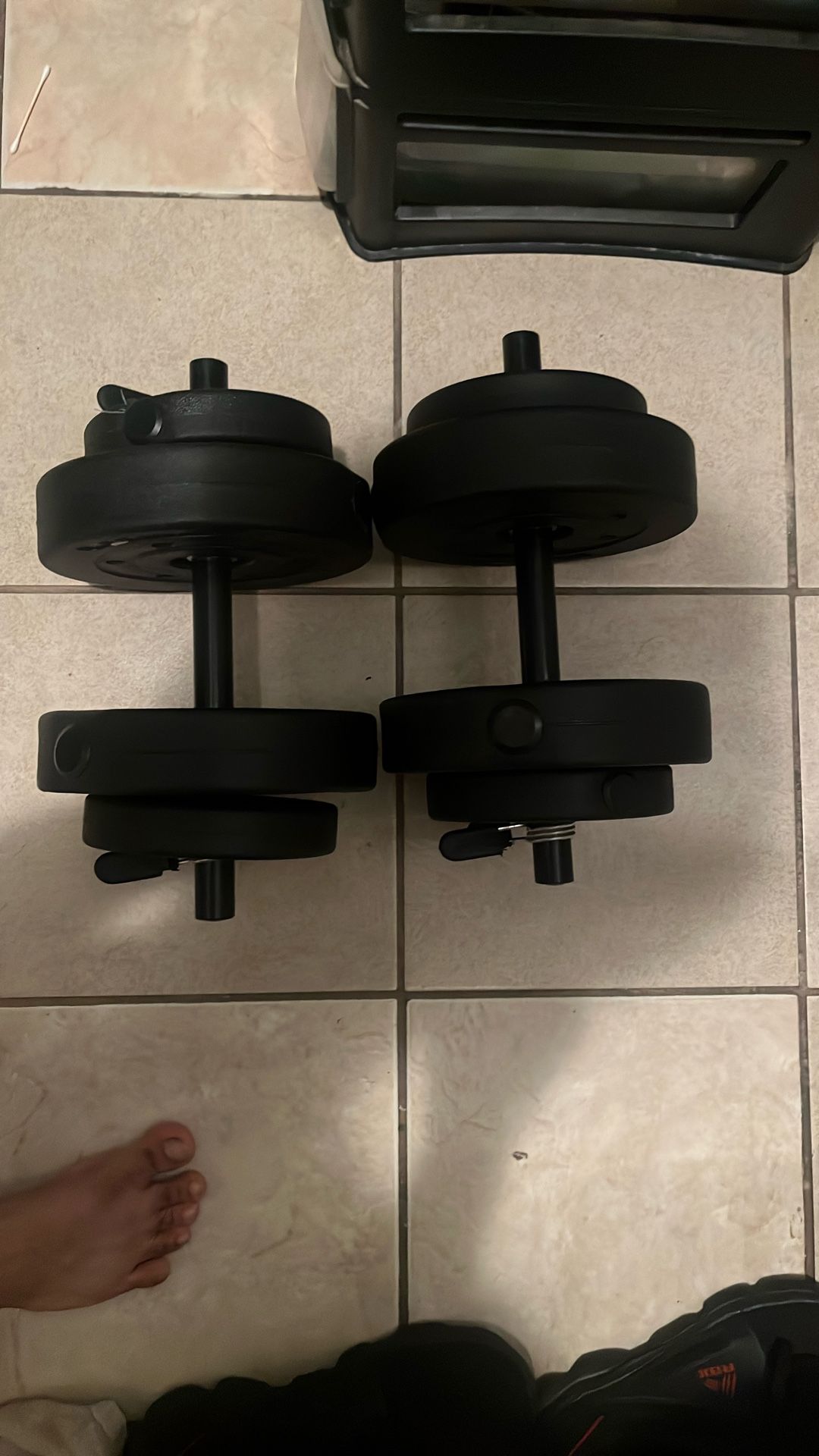 Adjustable Dumbbells 40 Lbs (20lbs Pairs) Great Condition