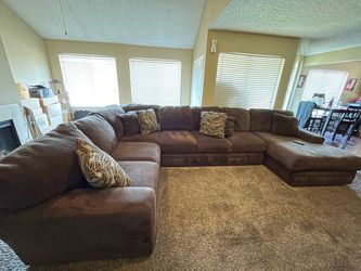 Large Brown Microfiber Sectional Sofa with Chaise