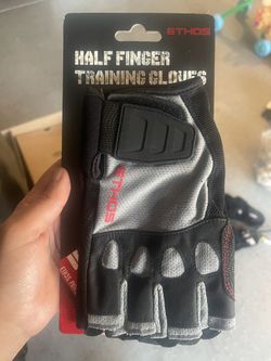 Men’s Training Gloves