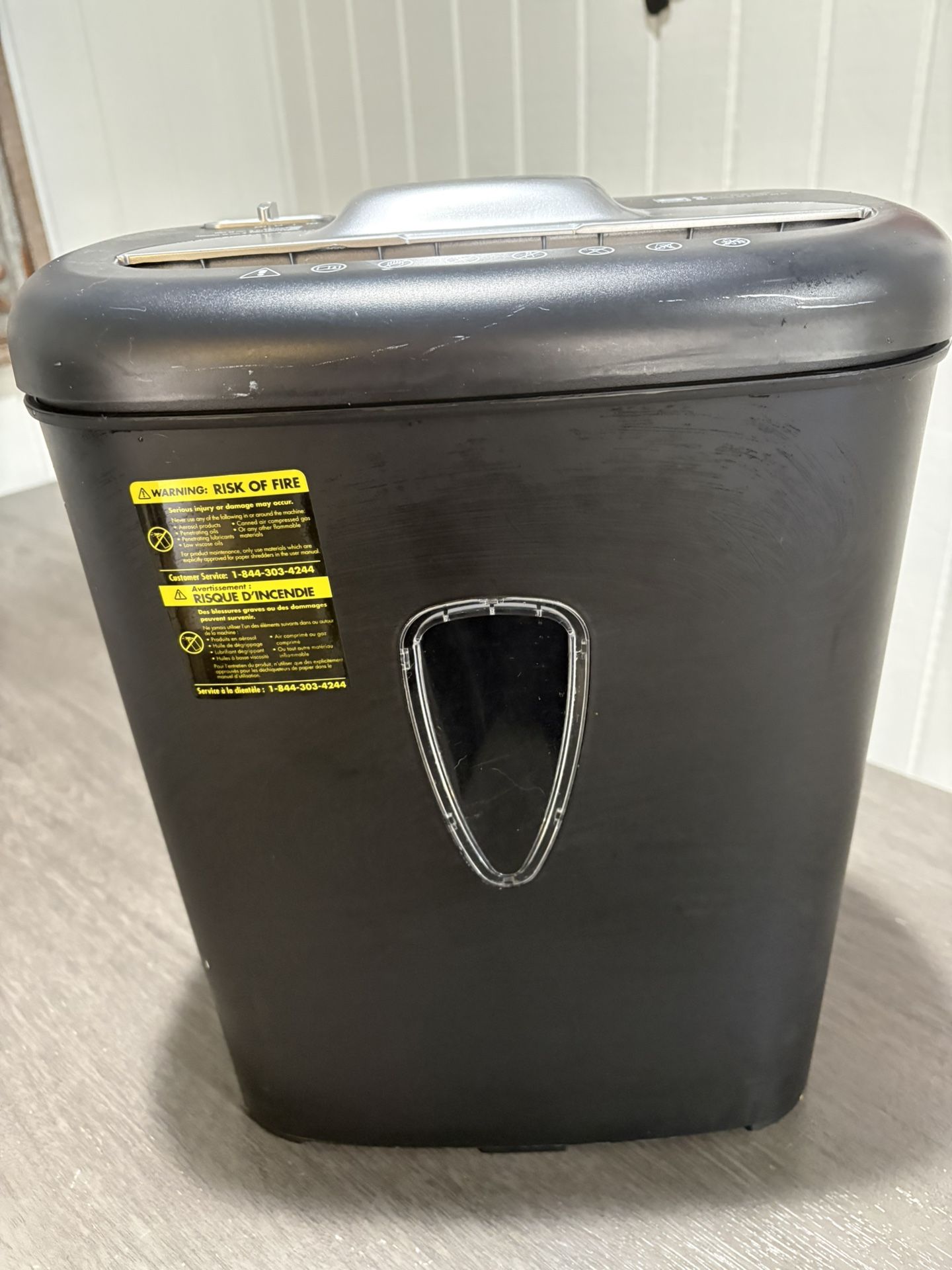 Paper / Credit Card Shredder