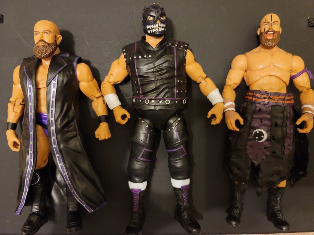 AEW All Elite Wrestling Unrivaled Collection - The Dark Order (Silver, Uno, Grayson)