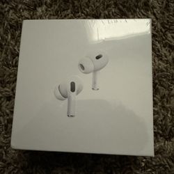  Never Used Still In Box Never OpenedThem Yet Because I Have An Extra Pair Selling Airpods, Real Airpods, Solid Qr Code and Sound Amazing