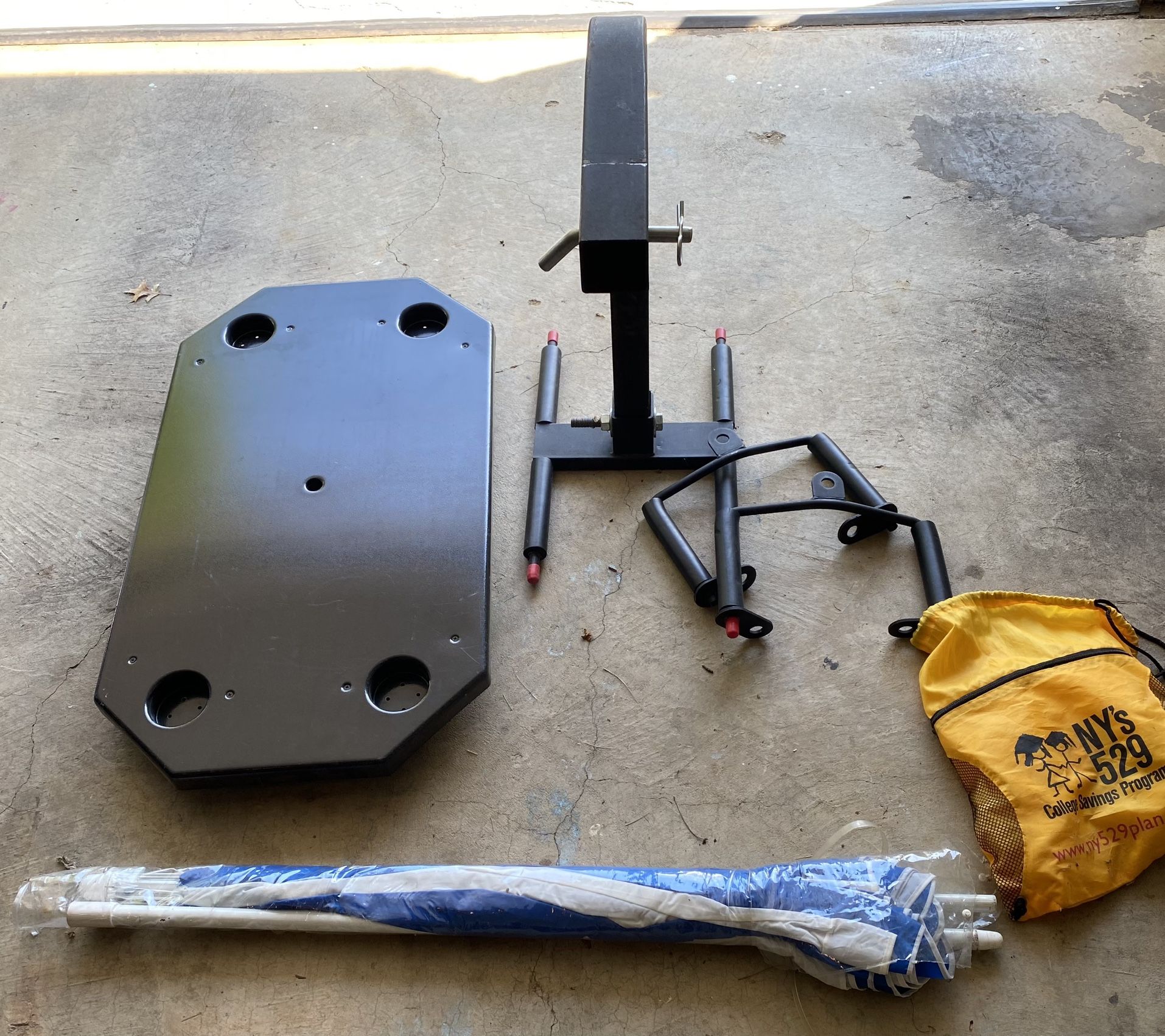 Bike Rack with Tailgate Tray & Umbrella