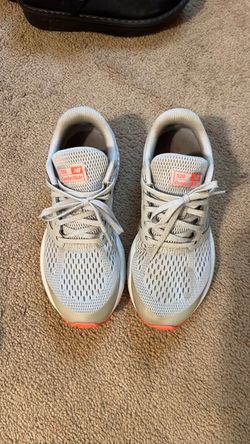Women New Balance Sneakers
