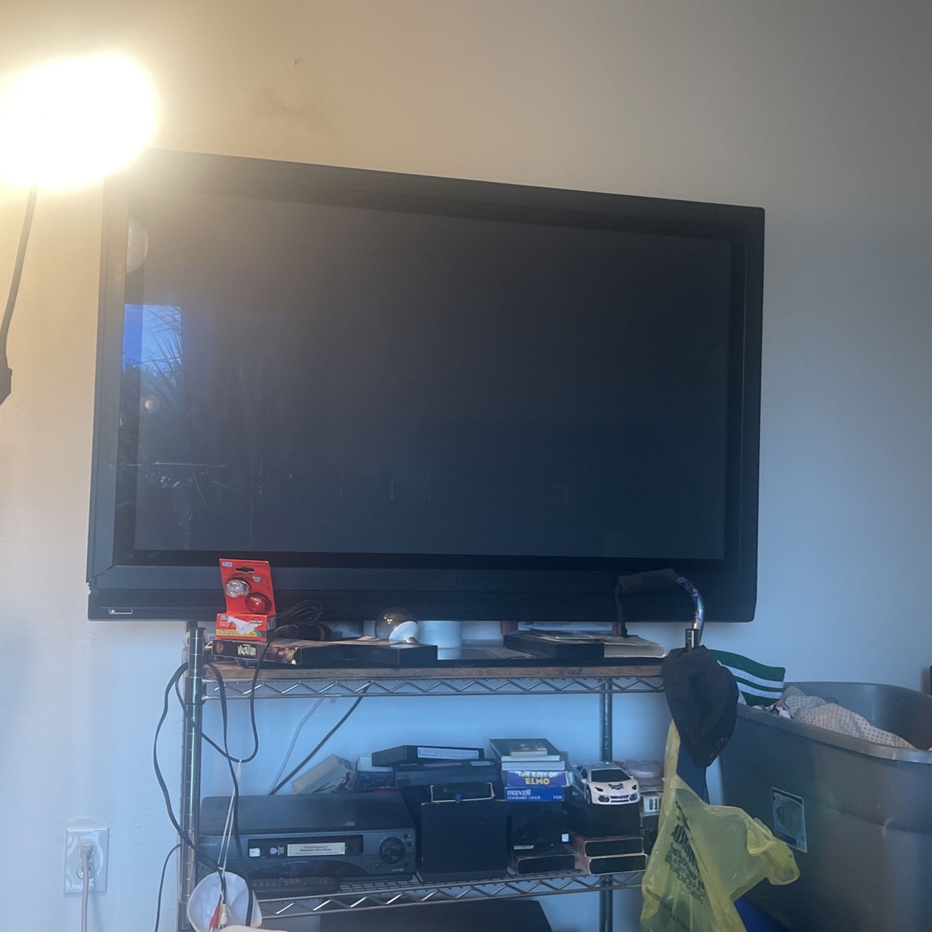 50 Hinches JVC Beaty full Picture 