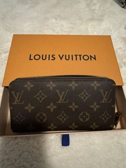 LV WALLET