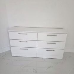 Cómoda sn espejo  Nuevo a estrenar // dresser without mirror