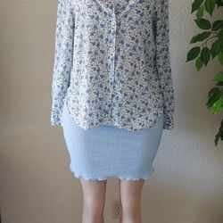 BEAUTIFUL SET "OUTFIT " $15