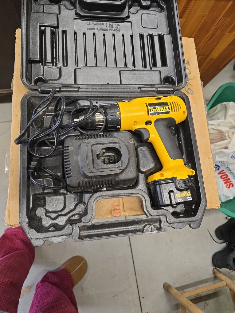 Dewalt 12V Drill
