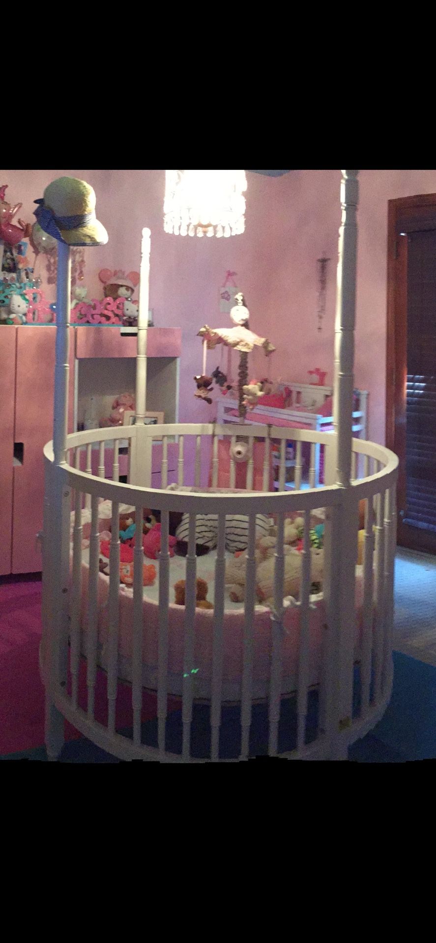 Round Crib