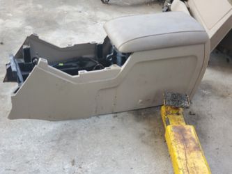 Ford Expedition Center Console "Eddie Bauer Edition" Leather And Wood