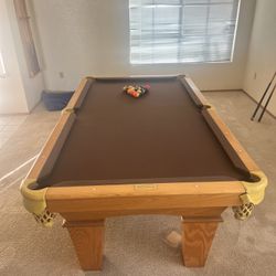 7ft Pool Table Connelly ( Free Delivery & Set Up ) 