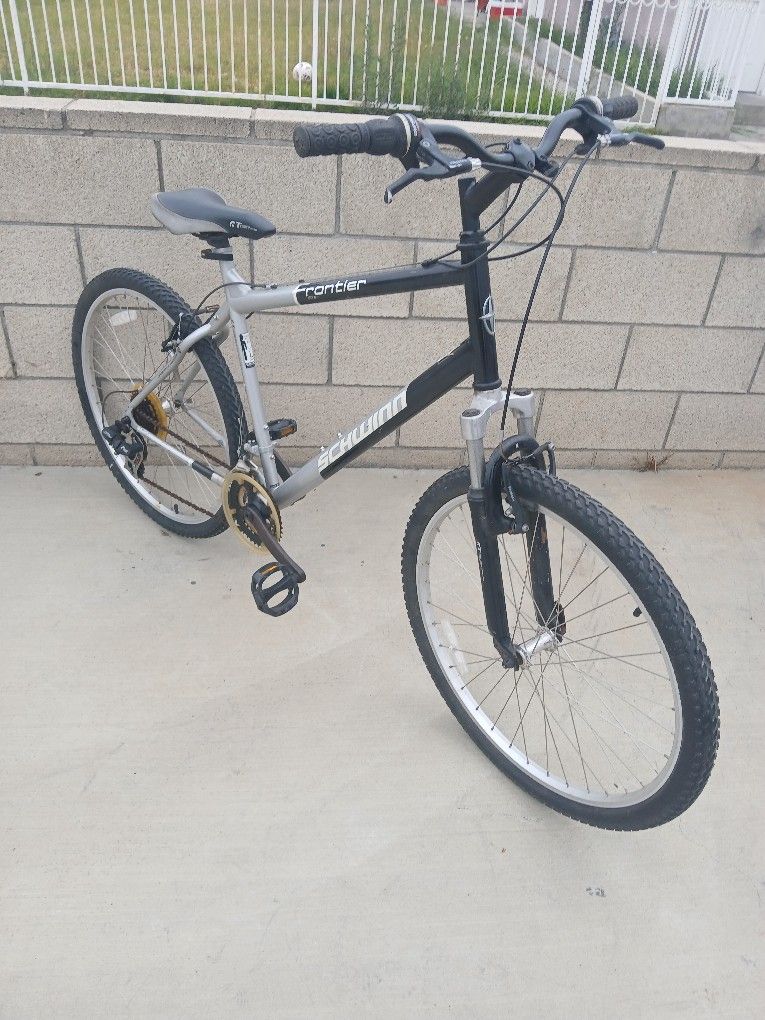 Men's 26" Aluminum Schwinn Frontier Bike