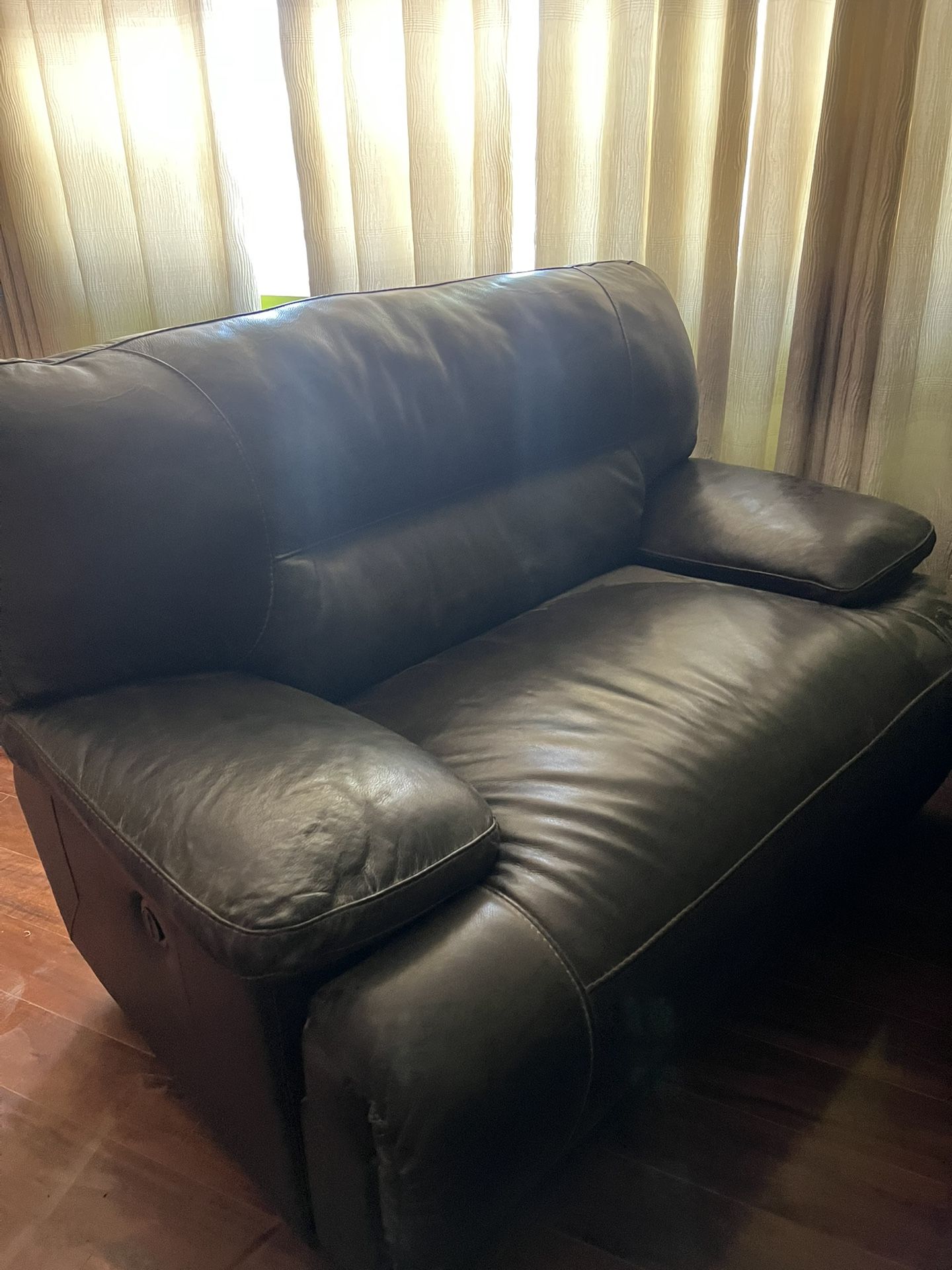 Leather Electric Reclining Loveseat With Footrest