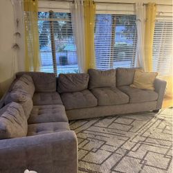 Sectional Couch 
