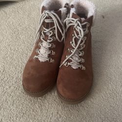 Hiking Boots 