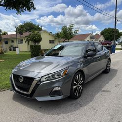 2021 NISSAN ALTIMA SR 