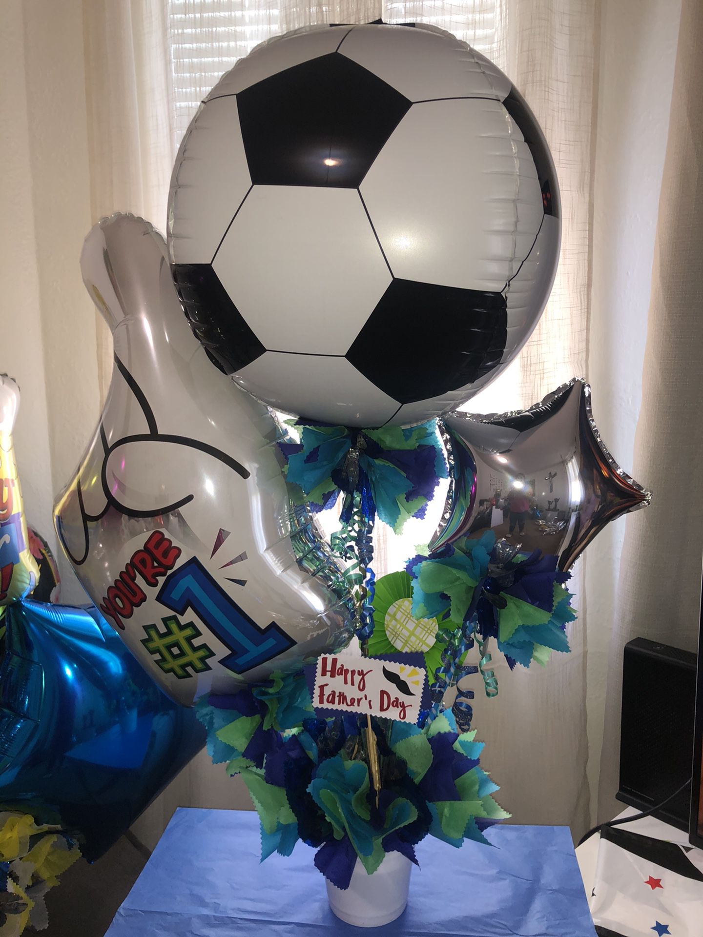Balloon Arrangement for Father’s Day !