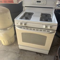 White GE Profile Gas Self Cleaning Stove