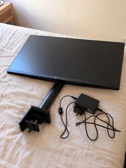 LG 34" UltraWide QHD IPS Monitor w/ Ergo Stand