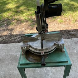 Delta SAW master with Table