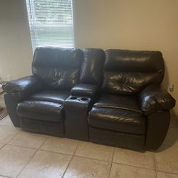 Love Seat Recliner W/storage And Drink Holders