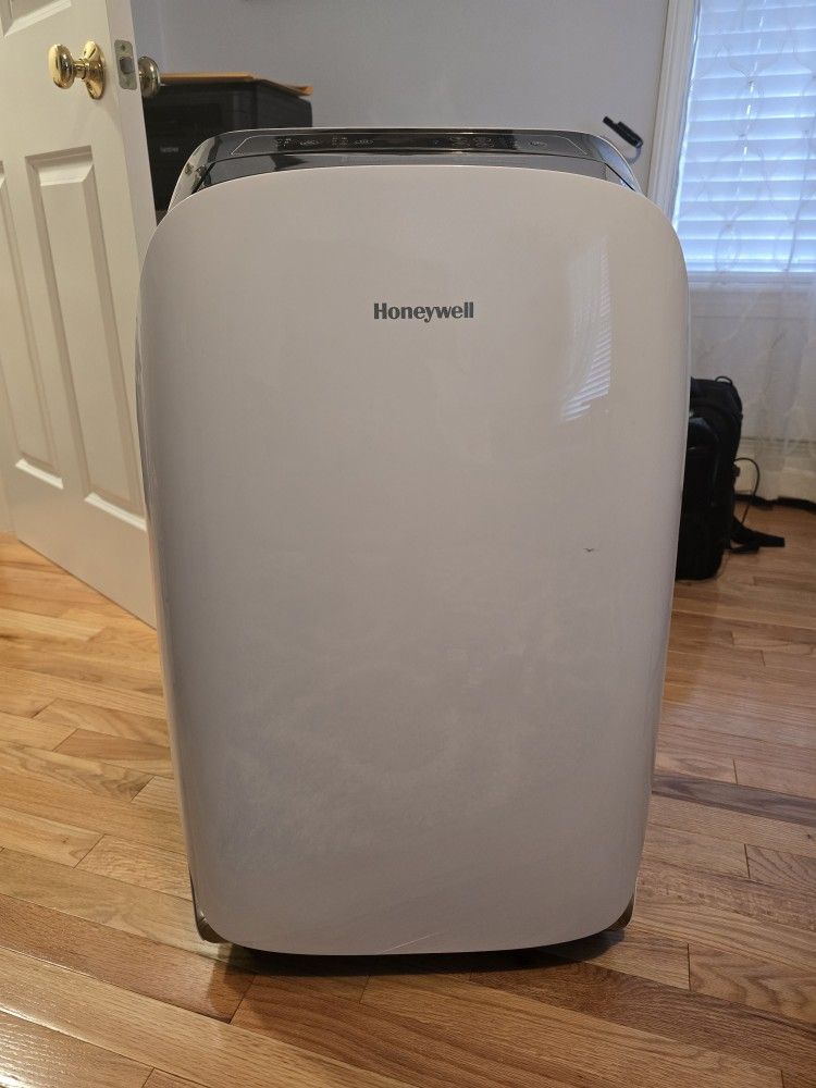 Honeywell Portable Air Conditioner (9,000 BTU)