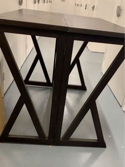 Foldable table with stools