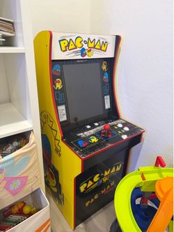 Pac-Man machine